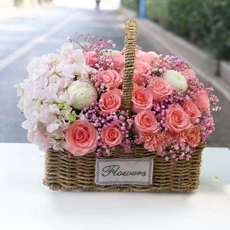 European Style Handmade Hanging Planter Fruit Flower Woven Rattan Wicker Gift Storage Baskets for Garden Interior Decoration