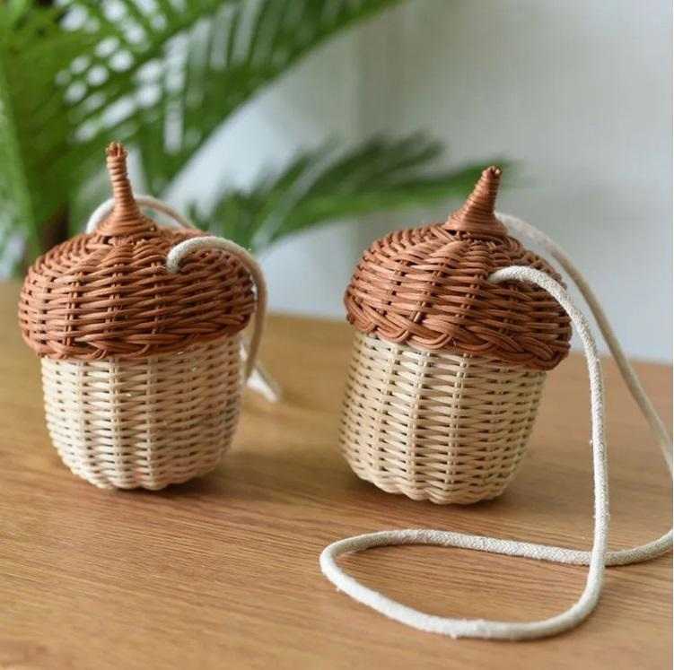 Wholesale Natural Handmade Multi-Functional Fruit Rattan Wicker Picnic Gift Storage Baskets With Handle Kitchen Desktop Camping