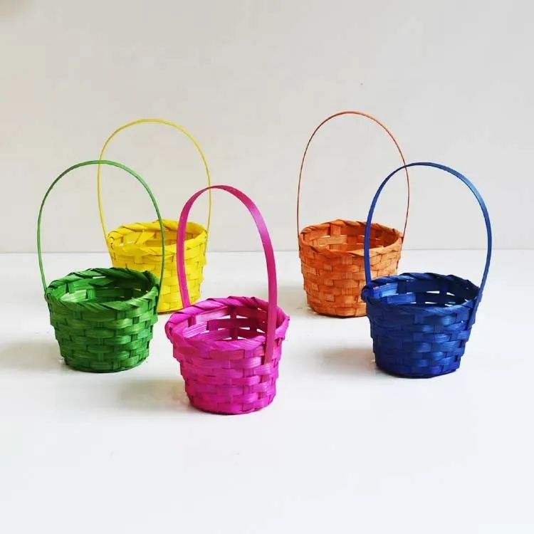 Wholesale Natural Handmade Multi-Functional Fruit Rattan Wicker Picnic Gift Storage Baskets With Handle Kitchen Desktop Camping