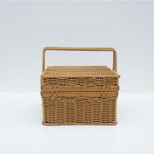 Retro Sustainable Handmade Rectangular Plastic Fruit Rattan Picnic Gift Storage Baskets With Lid Outdoors Camping Kitchen