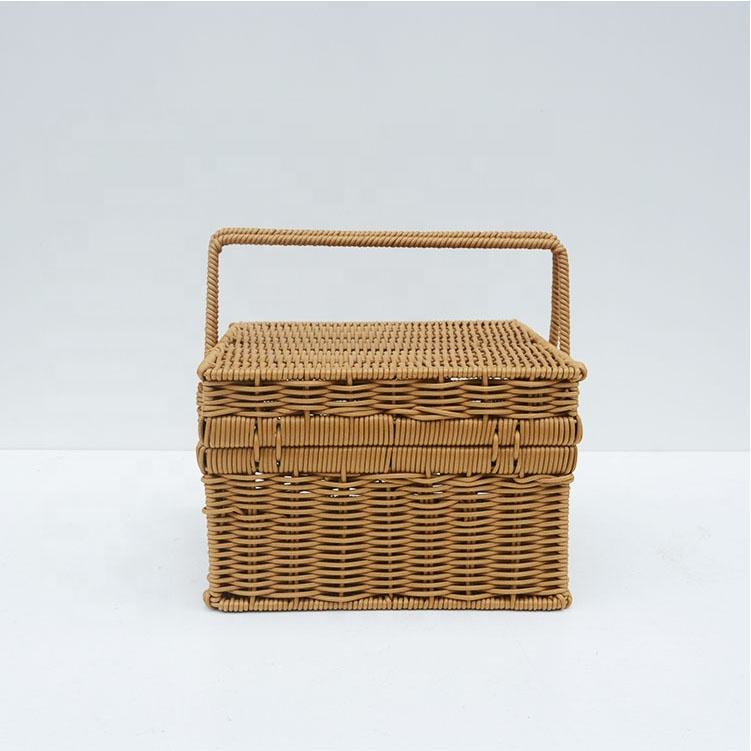 Retro Sustainable Handmade Rectangular Plastic Fruit Rattan Picnic Gift Storage Baskets With Lid Outdoors Camping Kitchen