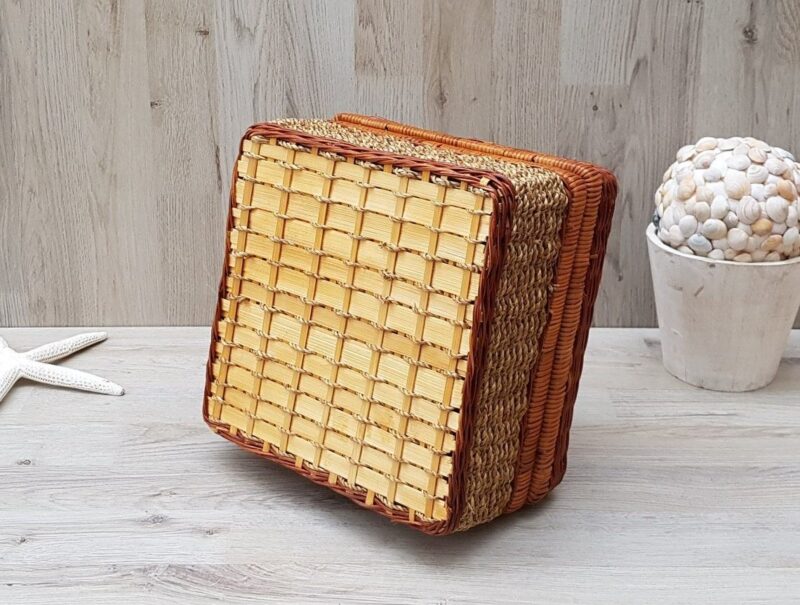 Wicker Rattan Custom Vintage Small Rurality Hamper With Lid and Handle Rectangular Woven Bamboo Picnic Basket