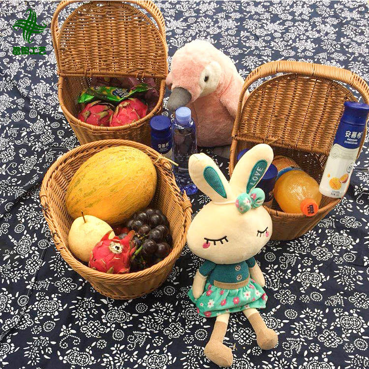 Wholesale Insulated Custom Other Gift Wicker Crafts Lunch Rattan Bag Picnic With Lid Storage Baskets for Food